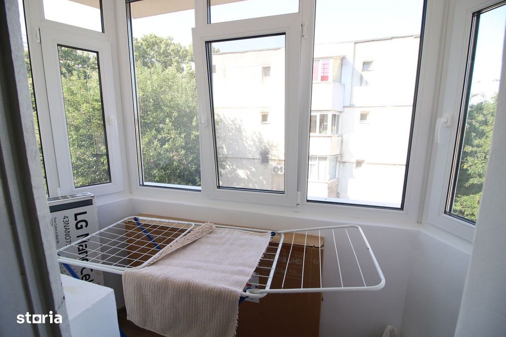 Vand-schimb Ap. 3 dec. Port, Faleza Dunarii, etaj 3, 71mp