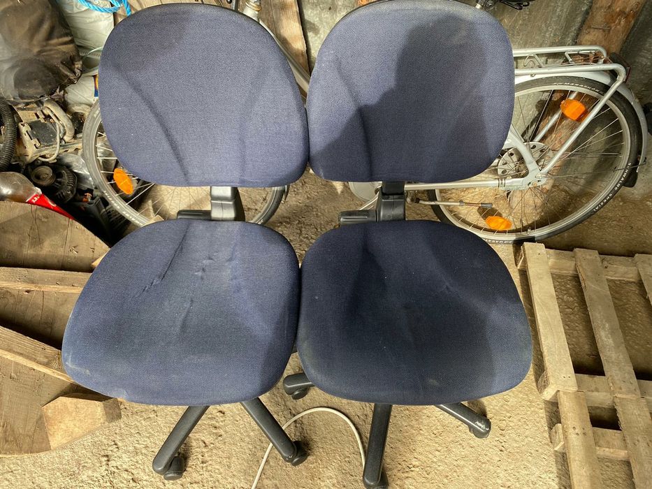 Vând scaun de birou