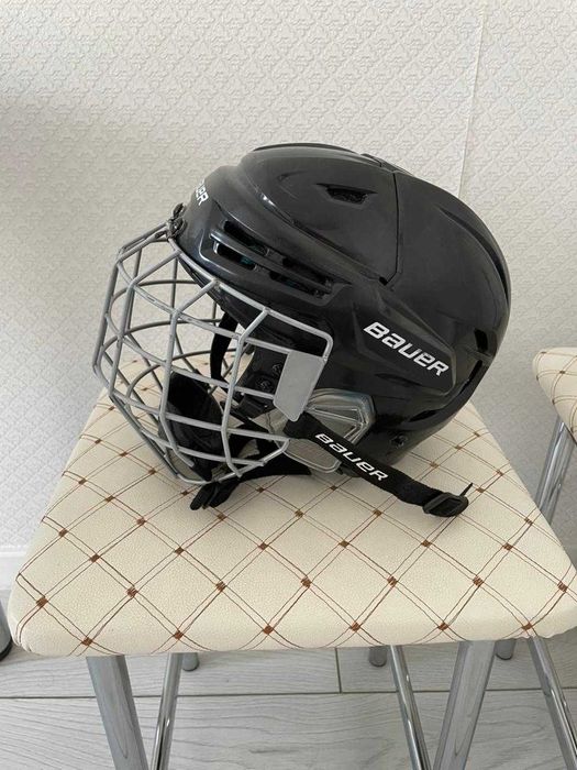 Хоккейный шлем BAUER