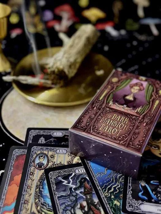 Таро Тёмного особняка ("The Dark Mansion Tarot")!