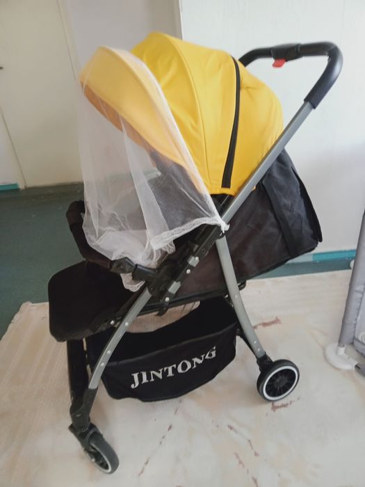 Коляска почти новый