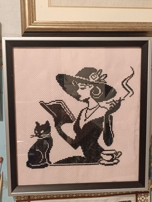 Продам вышитые картины