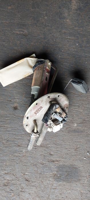 Бензонасос на мазду 323