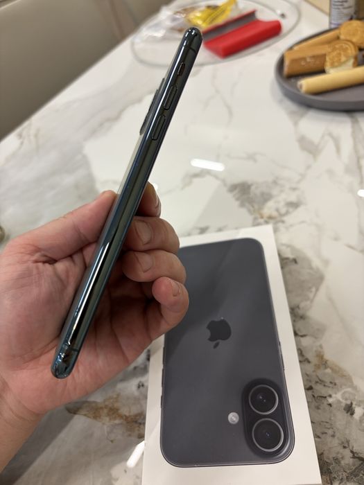 Продаю Iphone 11 Pro Max