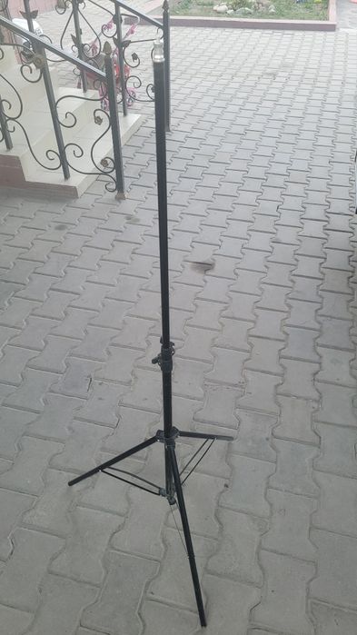 Штатив тринога для всего