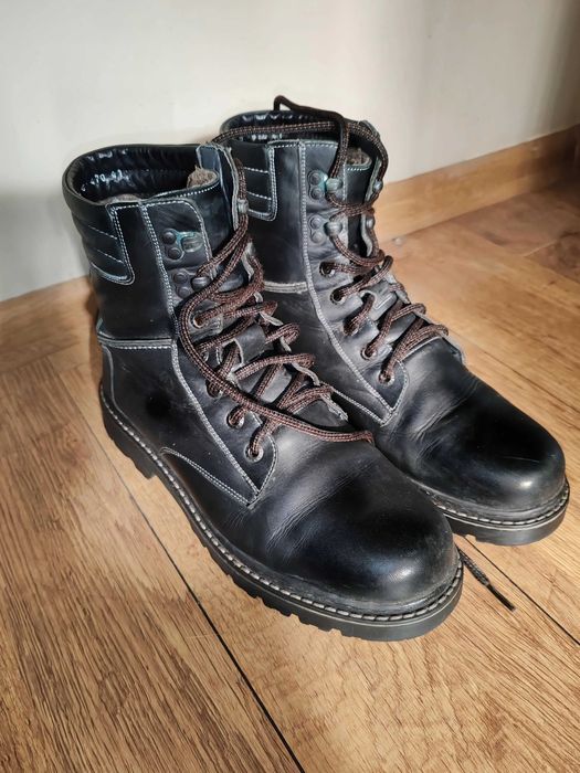 Ghete din piele de vițel