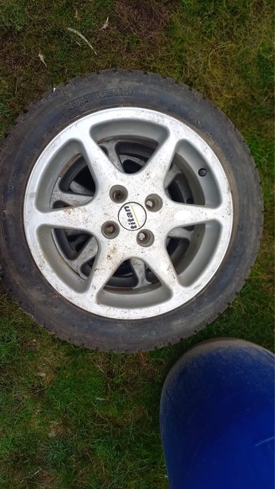 De vanzare jante si cauciucuri marca titan