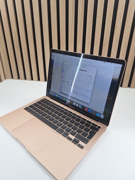 Apple MacBook Air M1 8GB/256 GB SSD BAT 93%  GARANTIE/FACTURĂ #63352