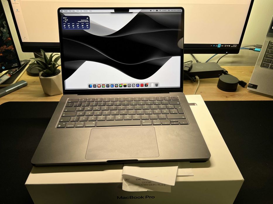 Лаптоп Apple MacBook Pro 14” M4 чип, 16GB RAM, 512GB SSD