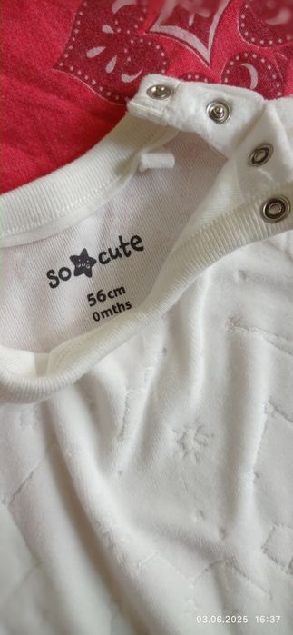 Боди с дълак ръкав ново е не е облича но нито веднъж размери от 0-3