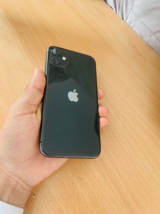 iPhone 11  128GB