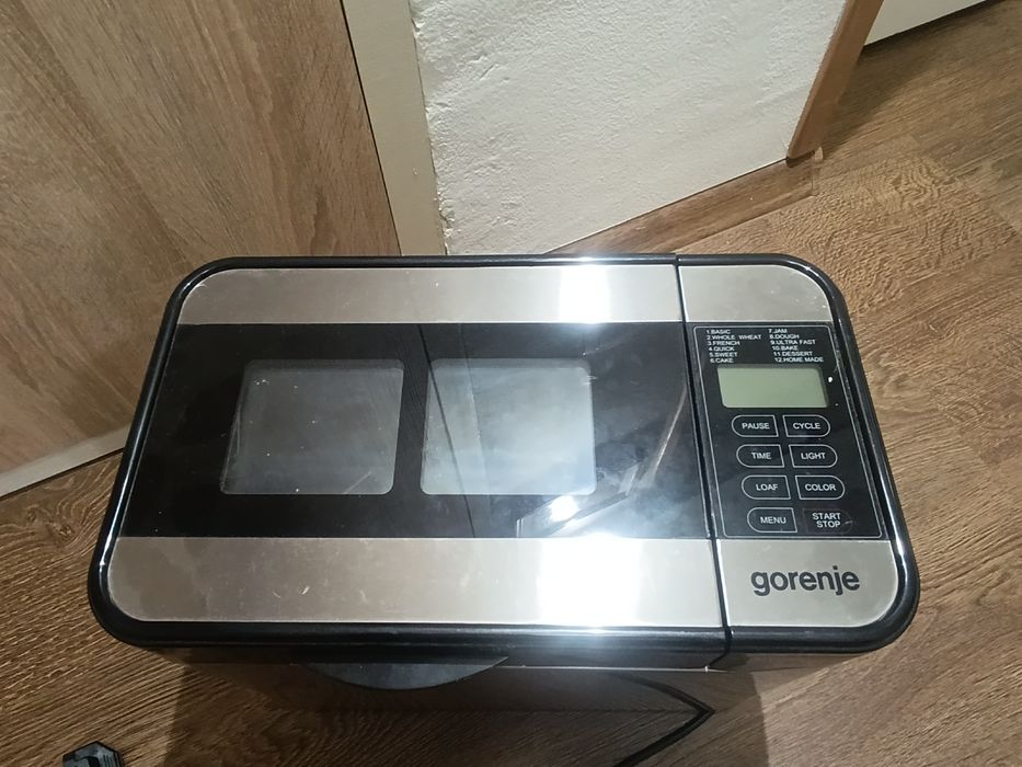 Хлебопекарна Gorenje BM1400e