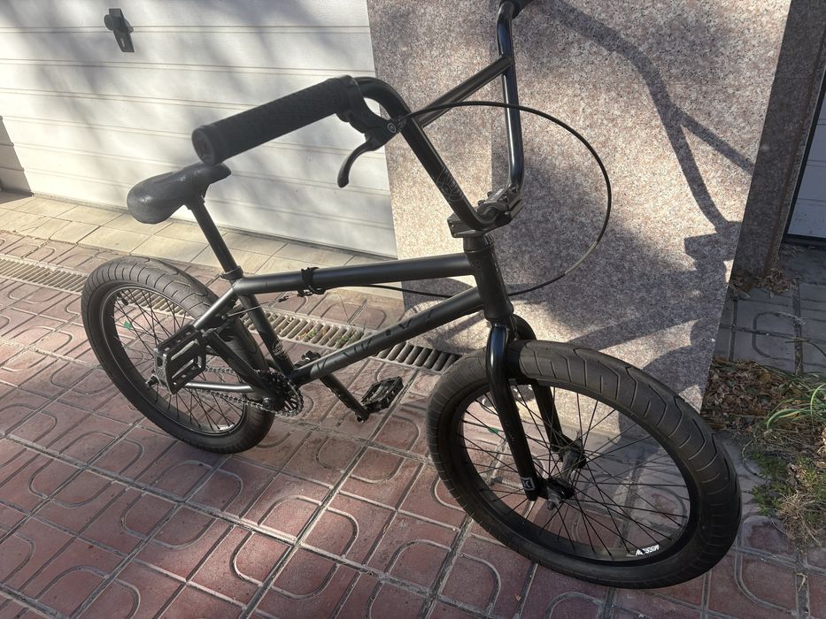 Велосипед BMX KINK 2021