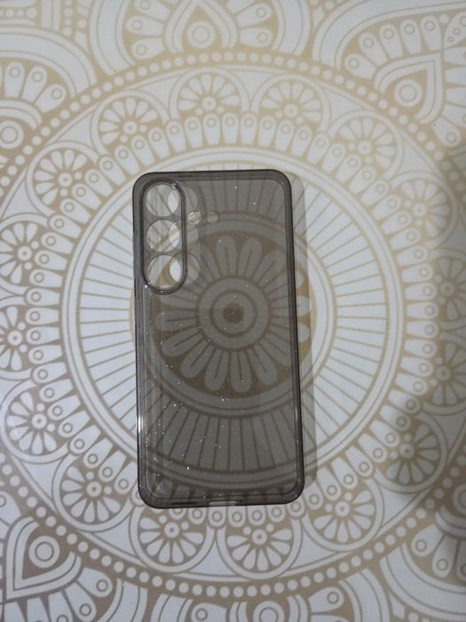 Зарядки разные 500 тенге.