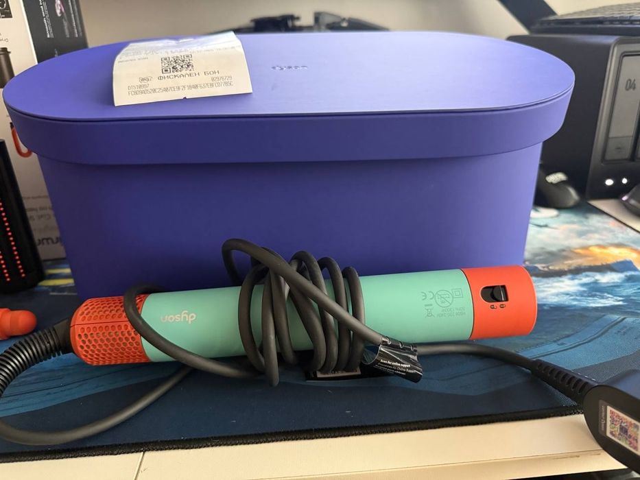 Продавам Dyson airwrap hs08