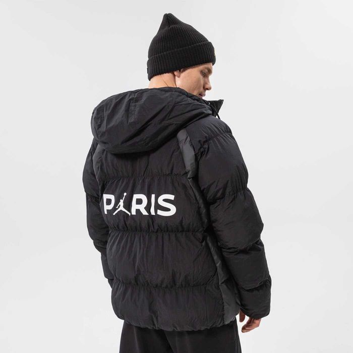 Яке на PSG, анцуг adidas и asics