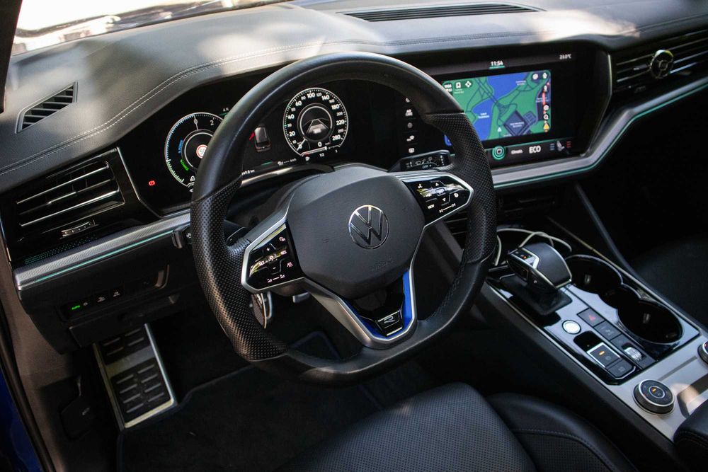 VOLKSWAGEN Touareg 2024 — imagine 3