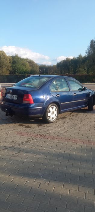 Vind VW Bora 1.6 16v benzină an 2001