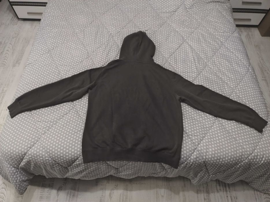 Мъжки суитшърт с качулка