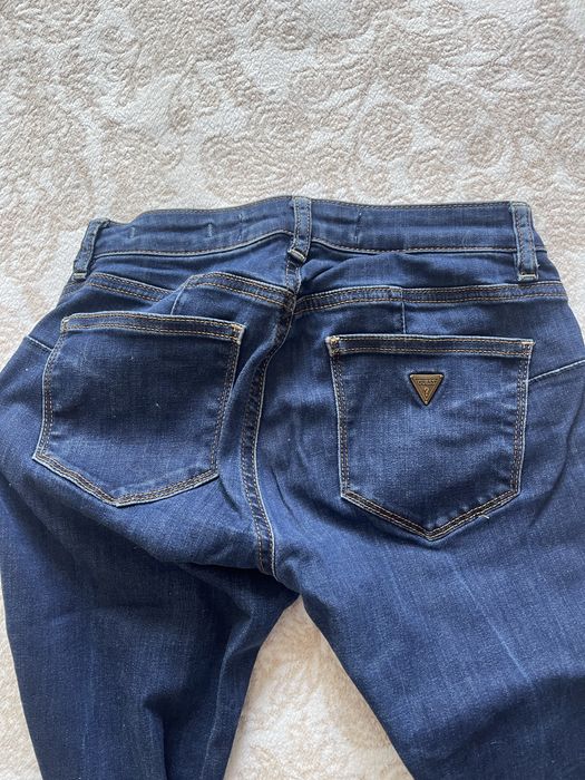 Blugi dama guess marimea 28