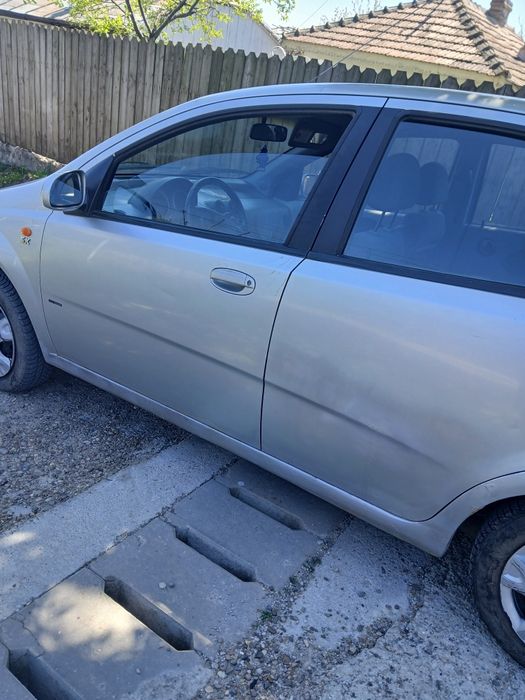 Vând Chevrolet Kalos