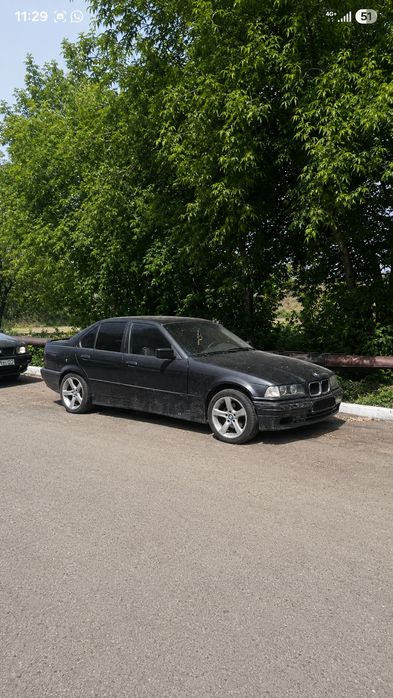 Продам Bmw e36 седан