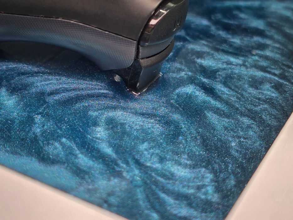 Dualshock 4 контролер в рамка с епоксидна смола