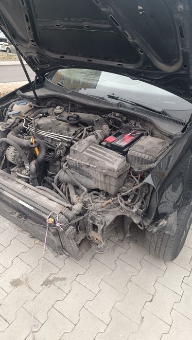 Продавам двигател за голф 5 1.9 105кс. BKC   (Dvigatel ot golf 5 БКЦ)