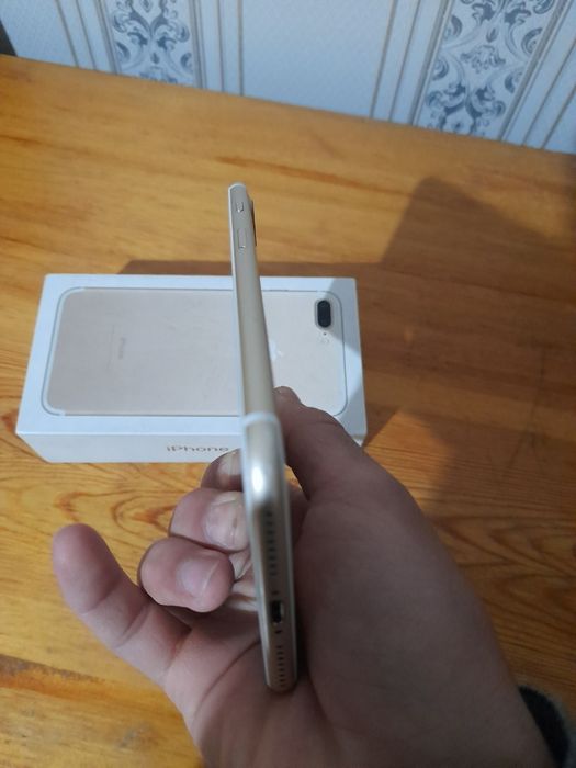 iPhone 7 plus karobka bor