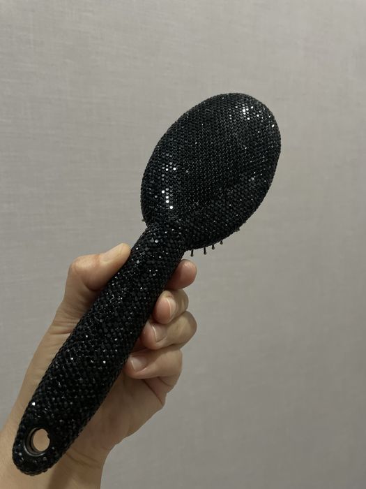 Массажная расческа со стразами