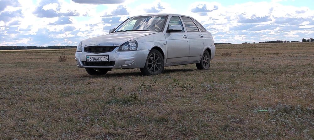 Продам приору срочно