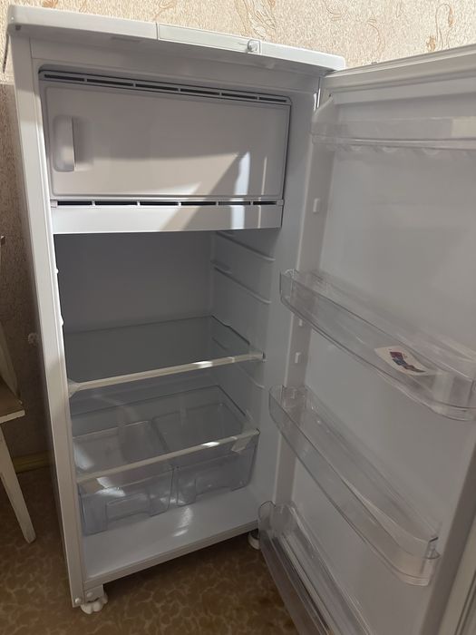 Продам холодильник Бирюса 10, новый