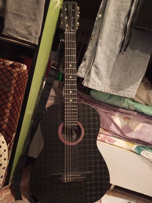 Gitara 40 razmer