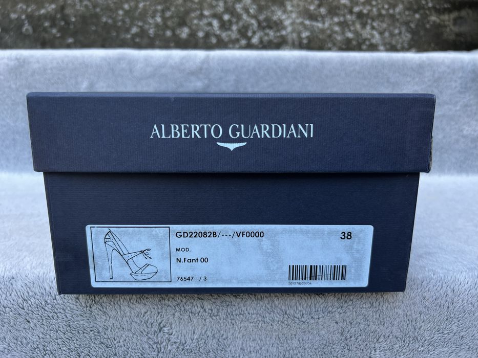 Pantof cu toc Alberto Guardiani