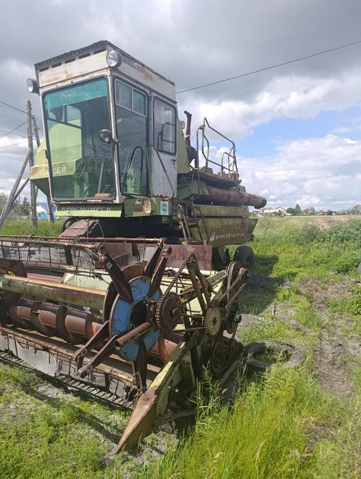 Комбайн Енисей 1200