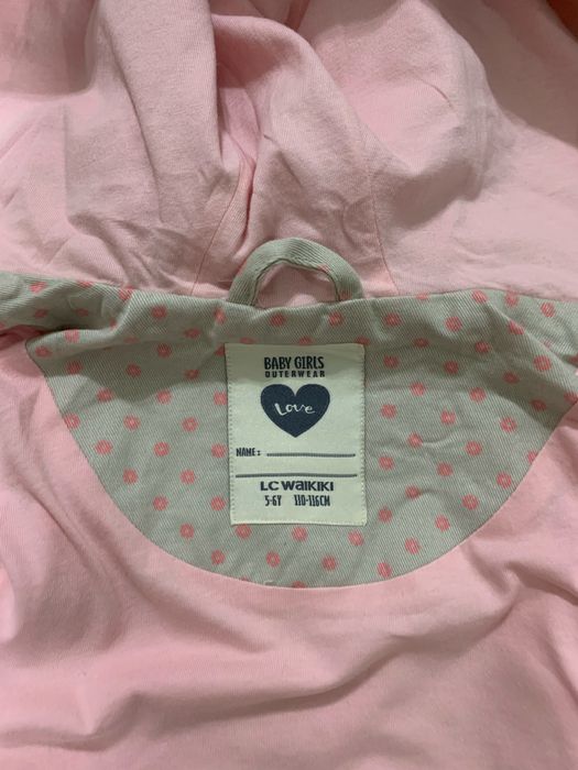 Ветровка на 5-6 лет, Waikiki, в отличном состоянии-70 тыс