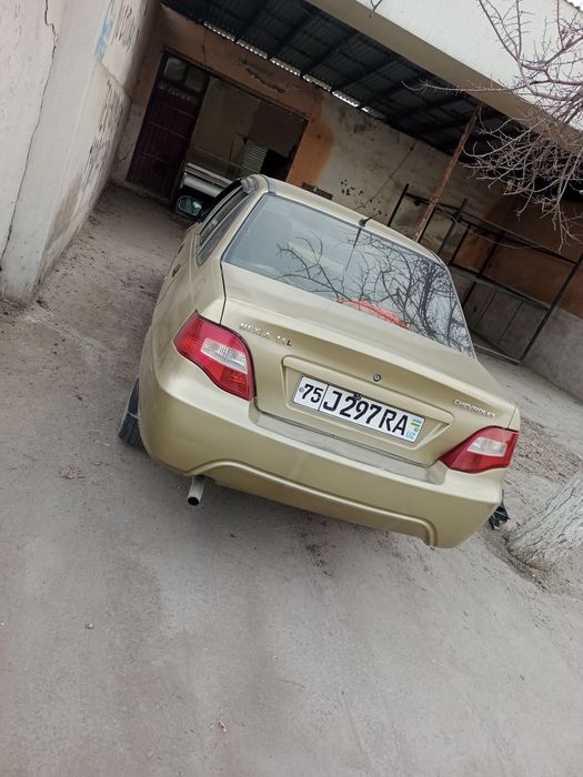 Nexia 2 2009 yil holati oʻrta yurib turgan moshin