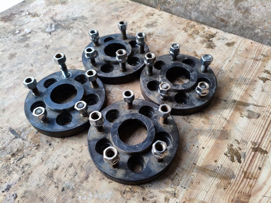 Диски R18/5x114.3 + Резина. Лето