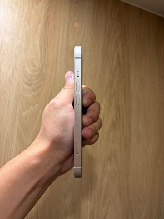 iPhone 13 Белый 128Гб
