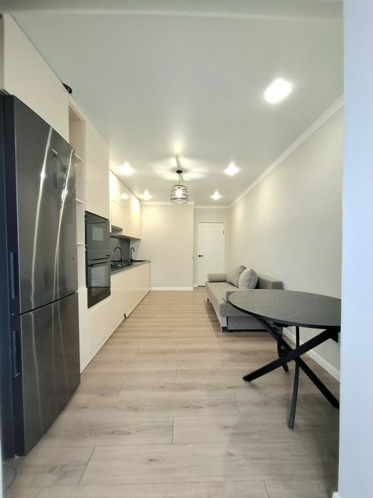 1 ком Циолковского 53 м²