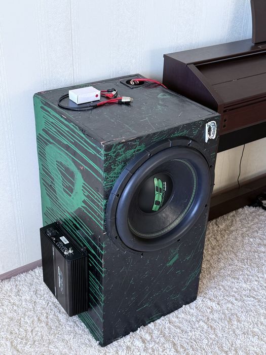 Сабвуфер+Усилитель Deaf Bonce