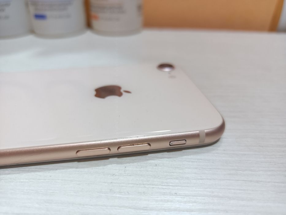 IPhone 8 (Айфон 8) 64gb