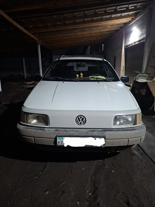 Продам Пассат Б3 универсал