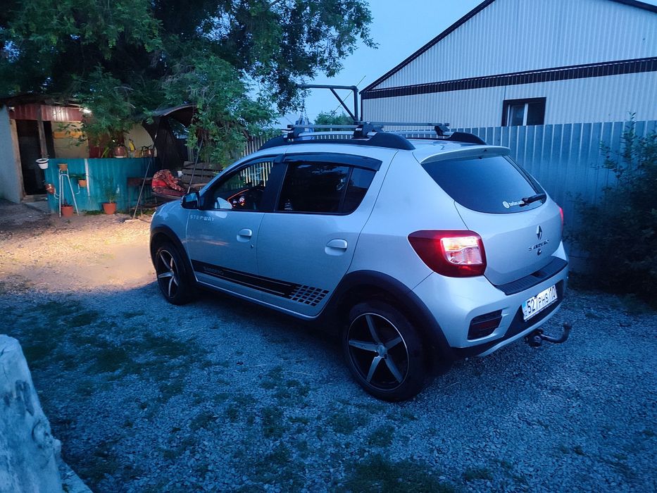 Продам Рено Сандера Степвейн 2020г