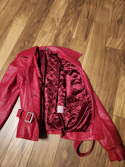 Дамско яке Calvin Klein, червено яке кожа, палто Bershka