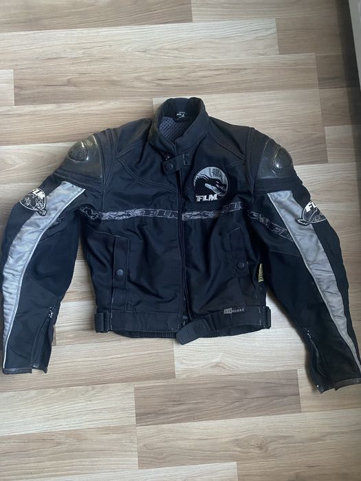 Geaca de motocicleta