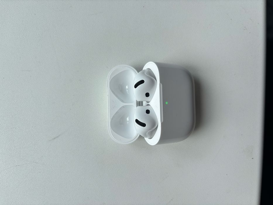 AirPods4 есть горантия на них.