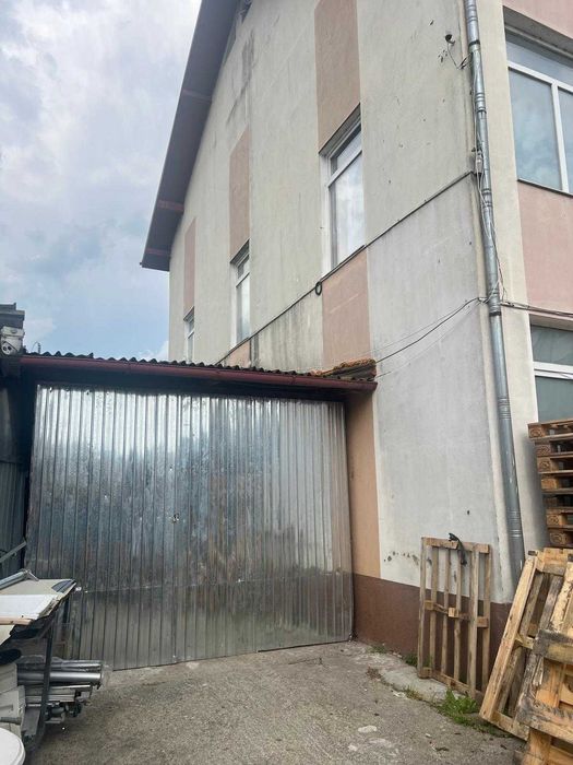 4 SPATII COMERCIALE/ Birouri diferite suprafete Str Ferdinand in apropiere de Shopping City