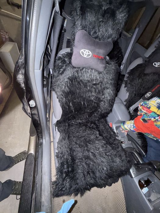 Продам чехлы на авто