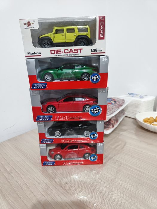 Машинки модельки